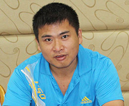 塑伯新材料生產部-彭班長 塑伯新材料生產部-彭班長